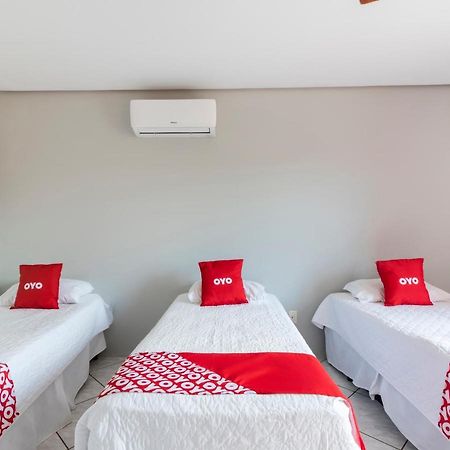 Oyo Portal Torres Hotel Passo de Torres Εξωτερικό φωτογραφία