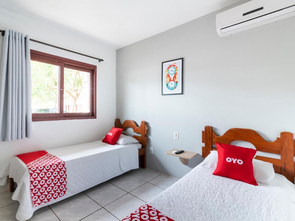 Oyo Portal Torres Hotel Passo de Torres Εξωτερικό φωτογραφία