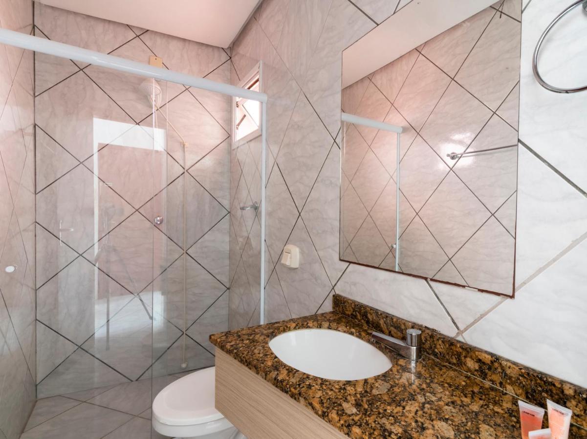 Oyo Portal Torres Hotel Passo de Torres Εξωτερικό φωτογραφία